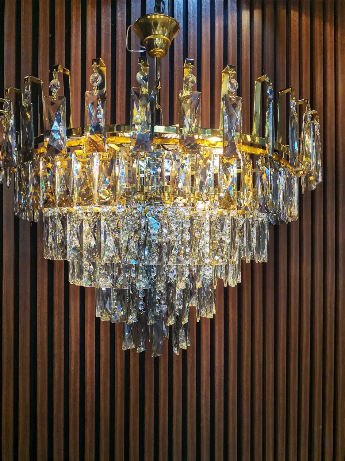 به مدت یک هفته ای گالری روشنا تخفیف ویژه|لوستر و چراغ آویز|مشهد, ولیعصر (شهرک غرب)|دیوار