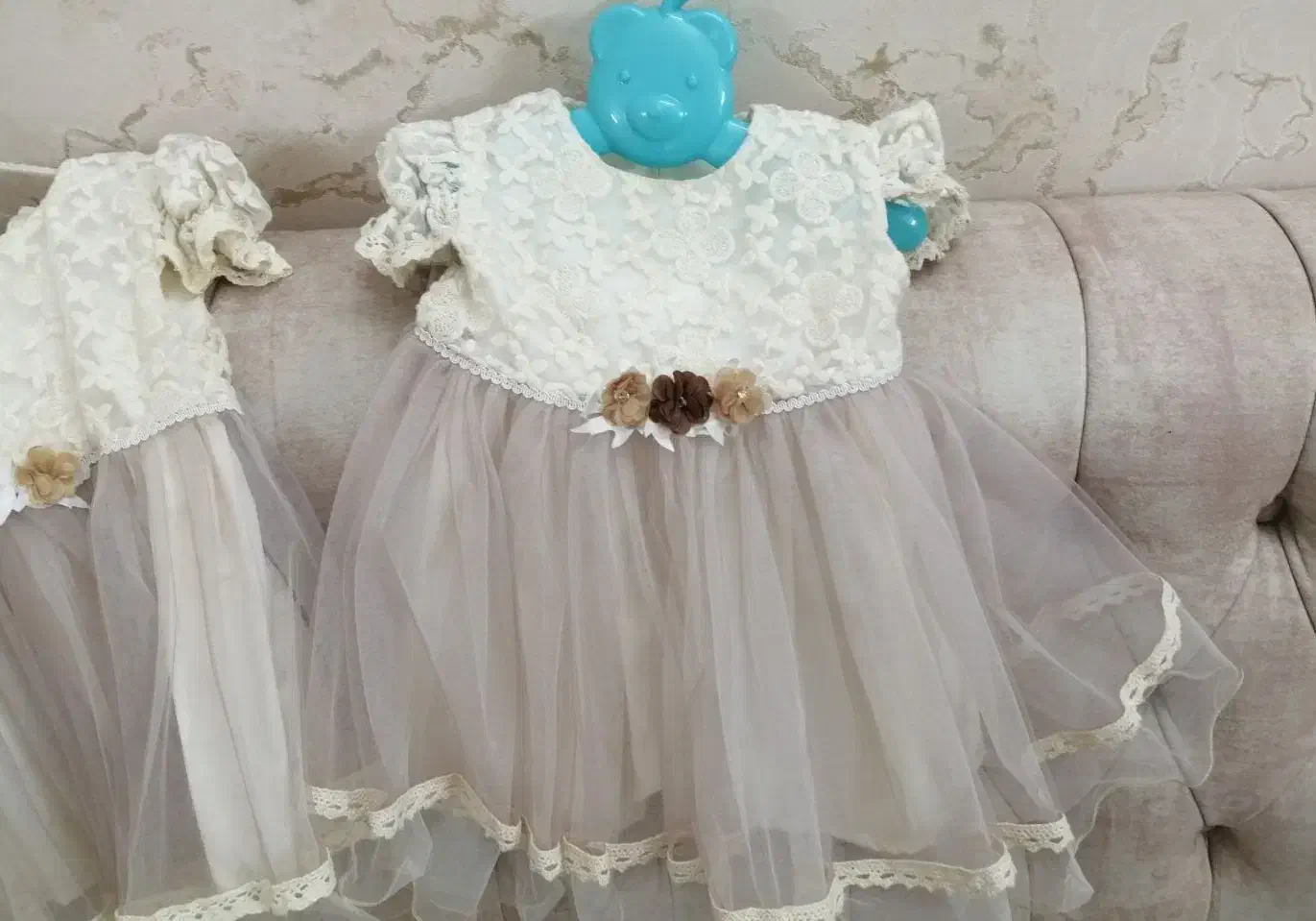 لباس وکفش دوقلو|کفش و لباس بچه|بروجرد, |دیوار