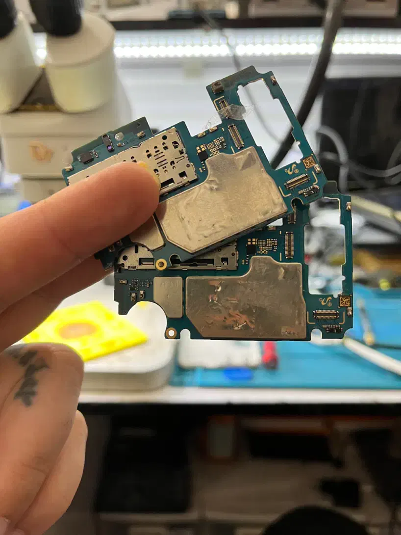 خریدارگوشی های شکسته و خراب|موبایل|شریف‌آباد, |دیوار