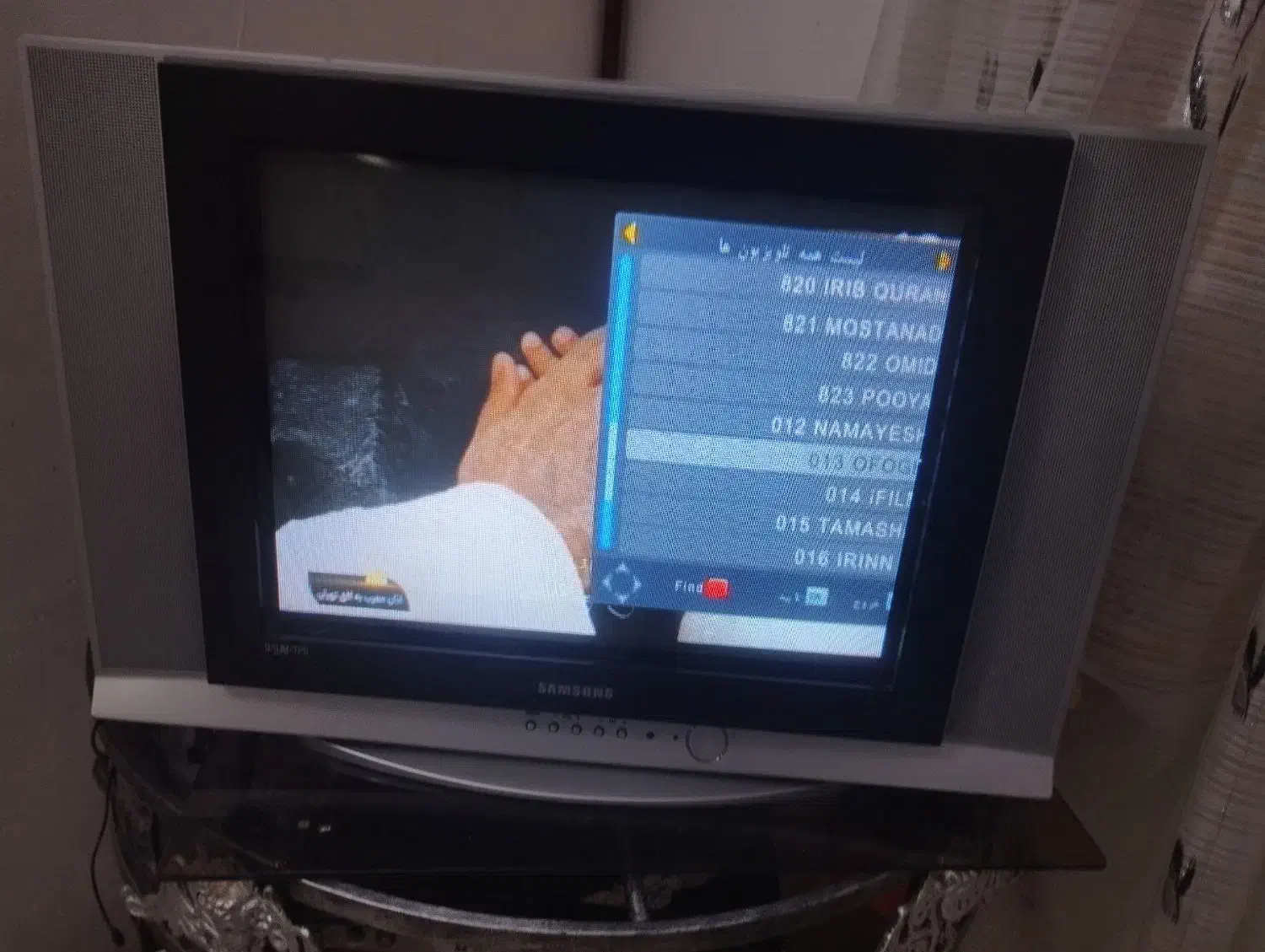 تلویزیون 21اینج به همراه دیجیتال سالم و دستگاه سی|تلویزیون و پروژکتور|مشهد, رسالت|دیوار