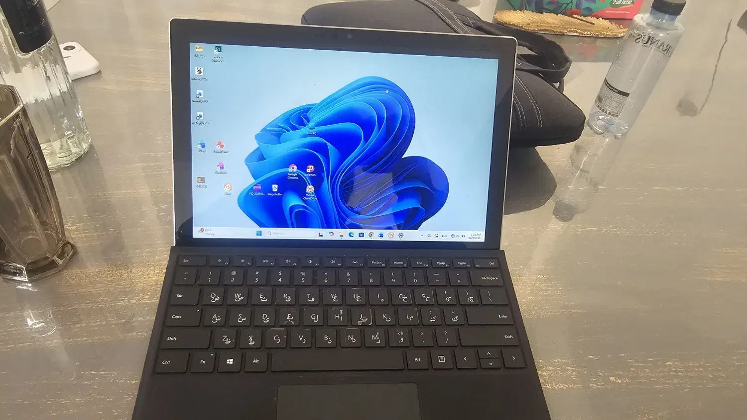 سرفیس پرو۷ رم ۱۶ تمیز|رایانه همراه|قم, شهرک مهدیه|دیوار