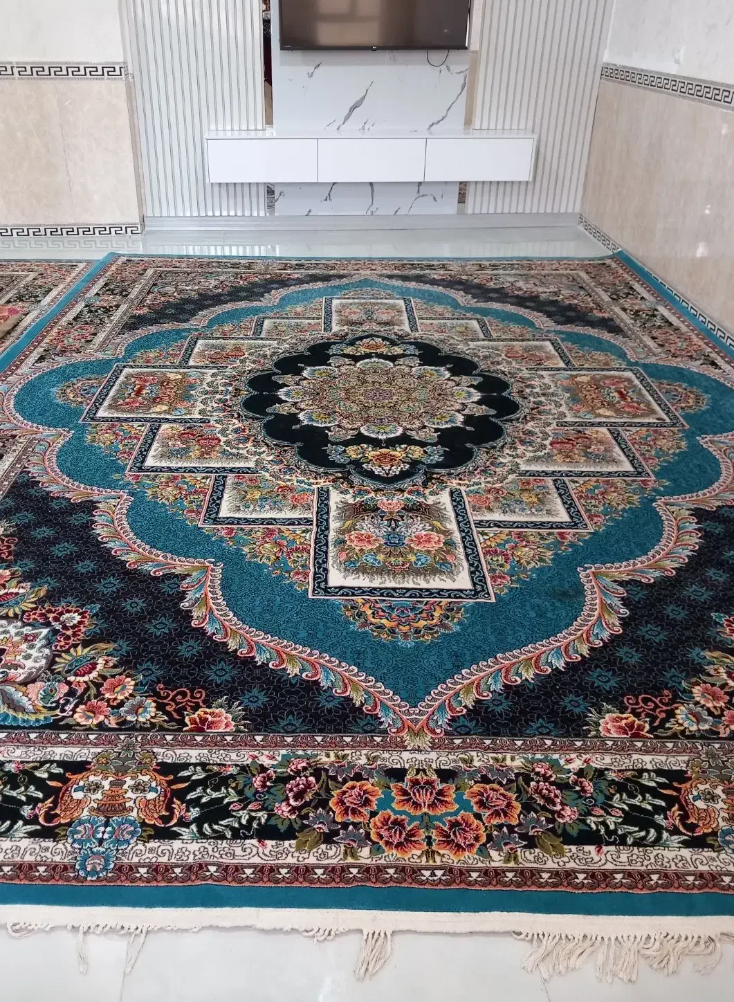 دو تخته فرش ۱۲ متری|فرش|کنگاور, |دیوار