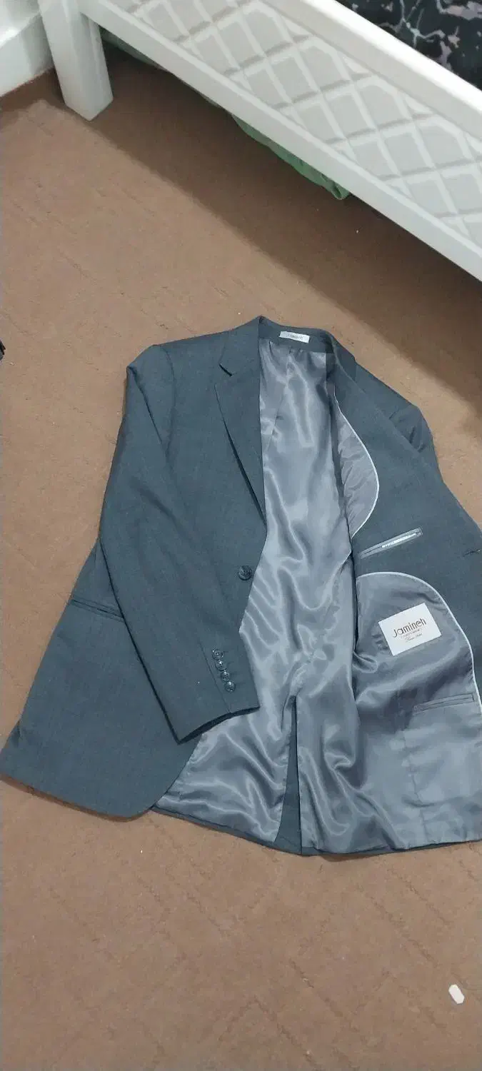 لباس|لباس|سبزوار, فقیه سبزواری|دیوار