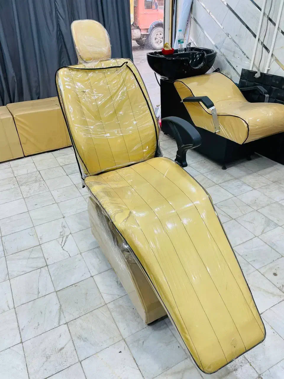 لوازم ارایشگاه|صندلی و نیمکت|اسلامشهر, شهرک قائمیه|دیوار