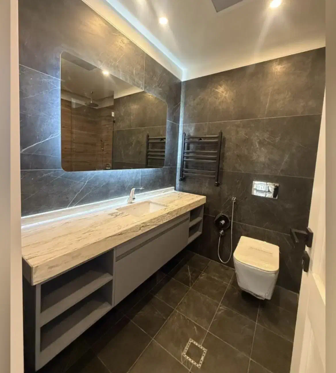 ۱۹۰ متر ۳ خواب فرمانیه/ فول مشاعات|اجارهٔ آپارتمان|تهران, فرمانیه|دیوار