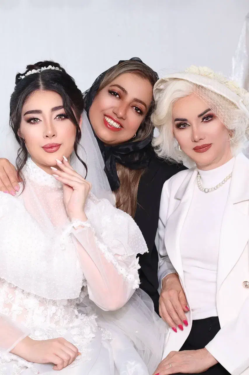میکاپ عروس و همراه + آموزش میکاپ +میکاپ و شینیون|خدمات آرایشگری و زیبایی|تهران, نیروی هوایی (پیروزی)|دیوار