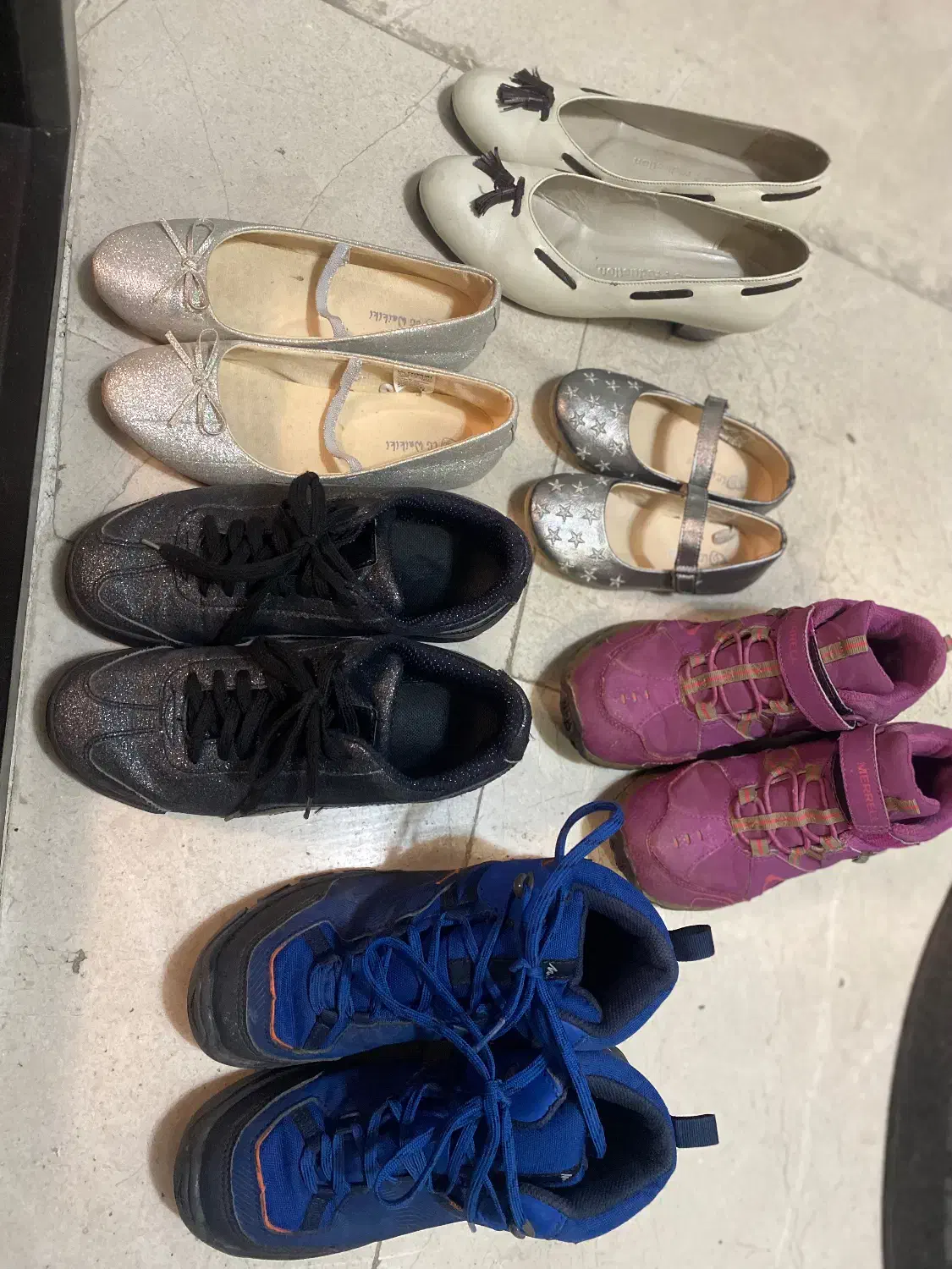 تعداد زیادی کفش و چکمه خارجی تا سایز ۳۹|کیف، کفش، کمربند|زنجان, |دیوار