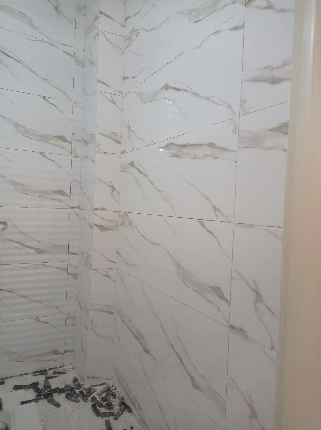 کاشی کاری کاشیکاری بازسازی لوله کش گچکاری|خدمات پیشه و مهارت|تهران, نارمک|دیوار