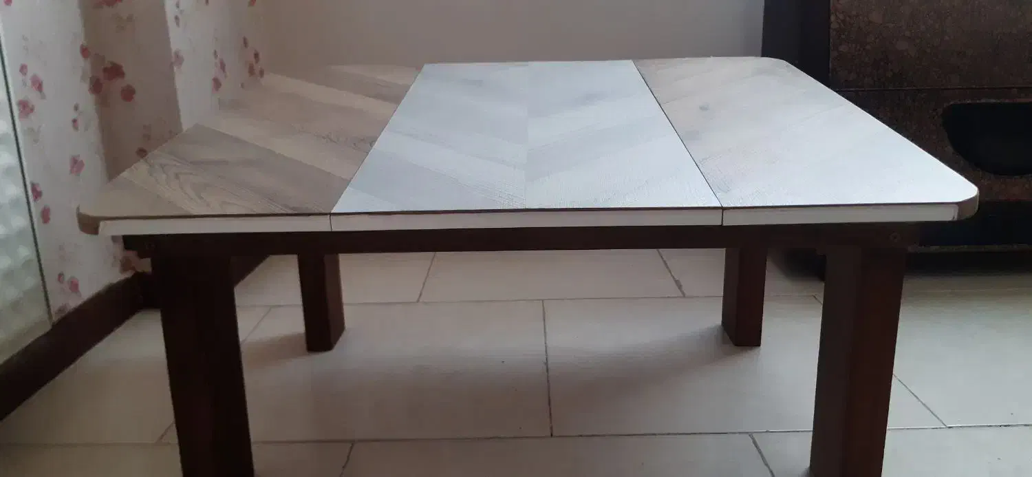 میز|میز تحریر و کامپیوتر|کاشان, شهرک خاتم الانبیا (مسکن ملی کاشان)|دیوار