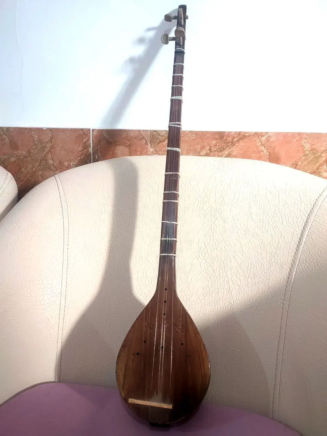 سه تار|سازهای سنتی|گرگان, |دیوار