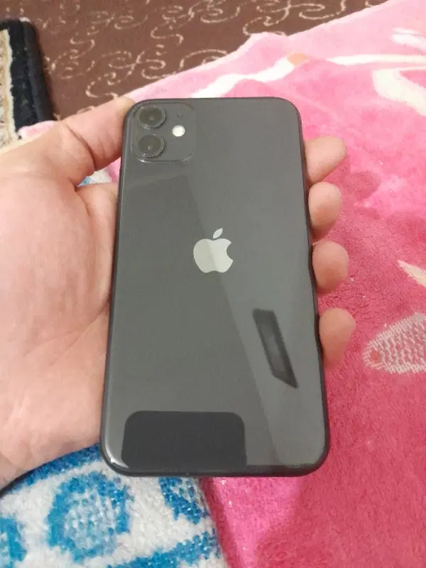 ایفون ۱۱ IPhone normal za/a|موبایل|فردیس, شهرک ارم|دیوار