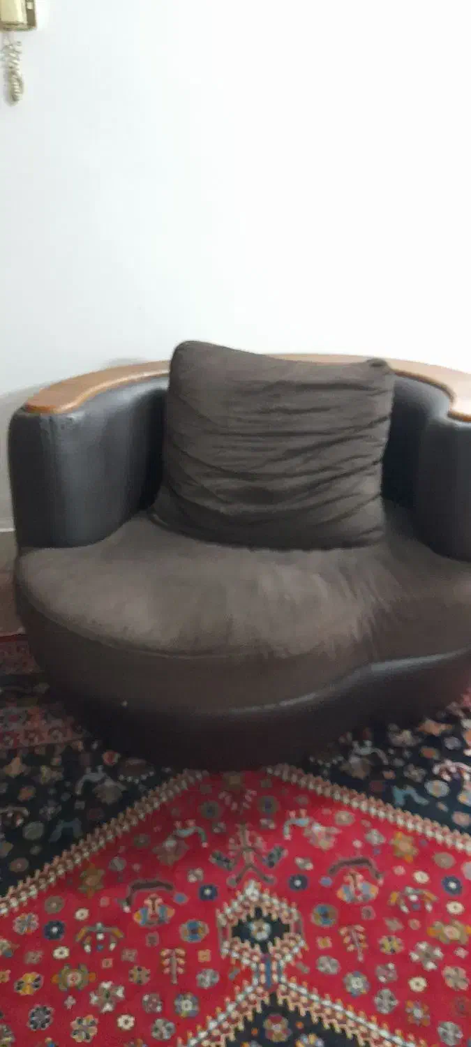 مبل اداری ،عسلی سرخود خیلی تمیز بدون فرورفتگی|مبلمان اداری|ری, ظهیرآباد|دیوار