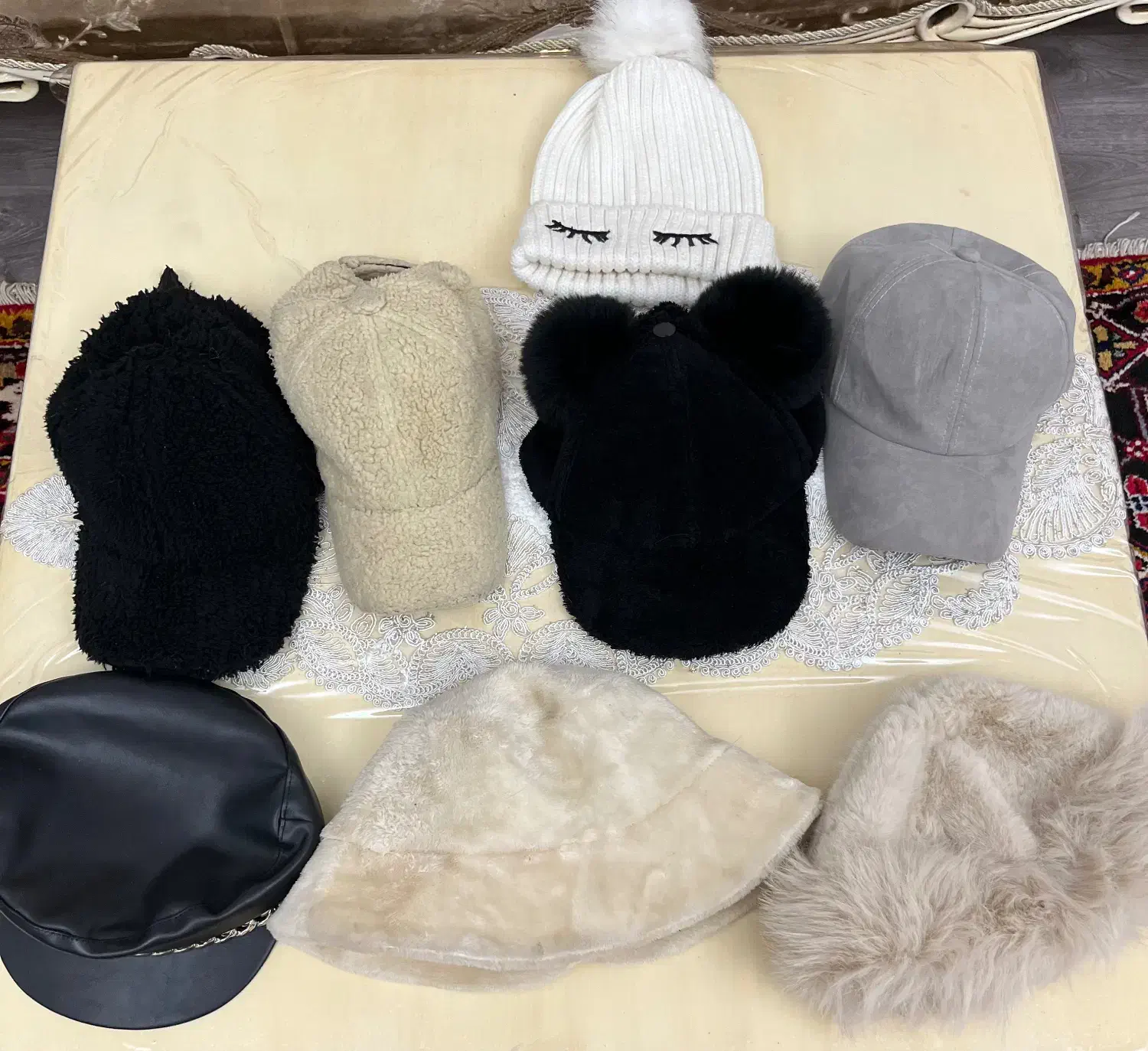 تعدادی کلاه ۴تاش اصلا استفاده نشده نو نو|لباس|تبریز, |دیوار