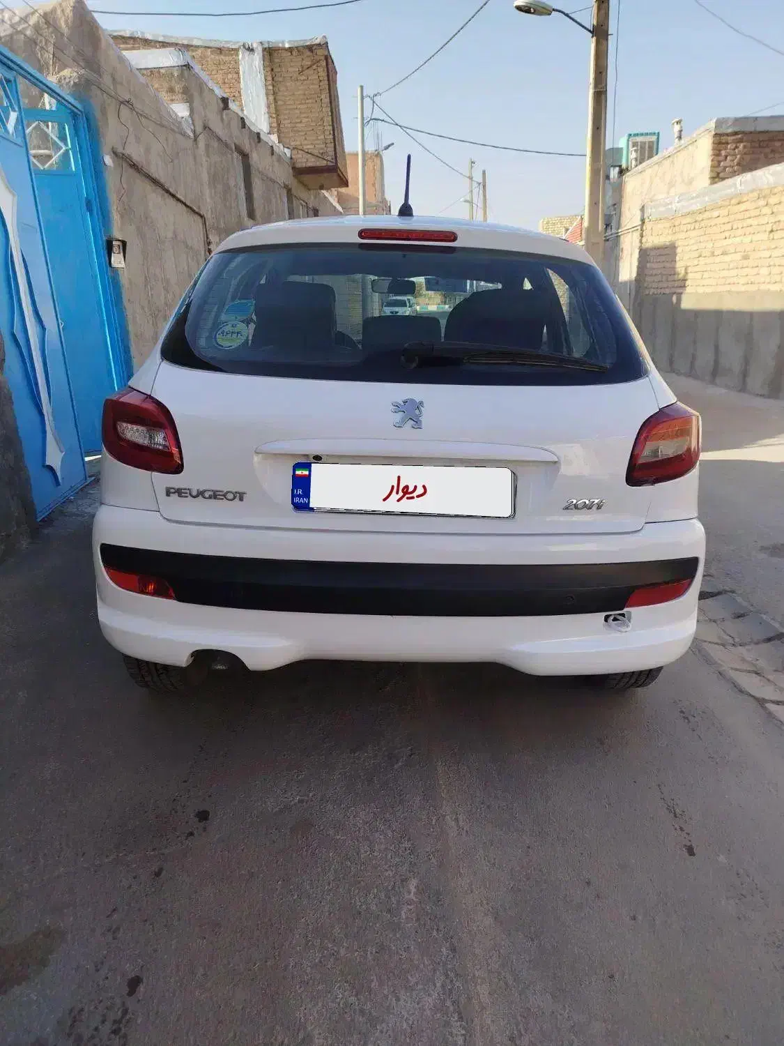 207tu5|خودرو سواری و وانت|مرند, |دیوار