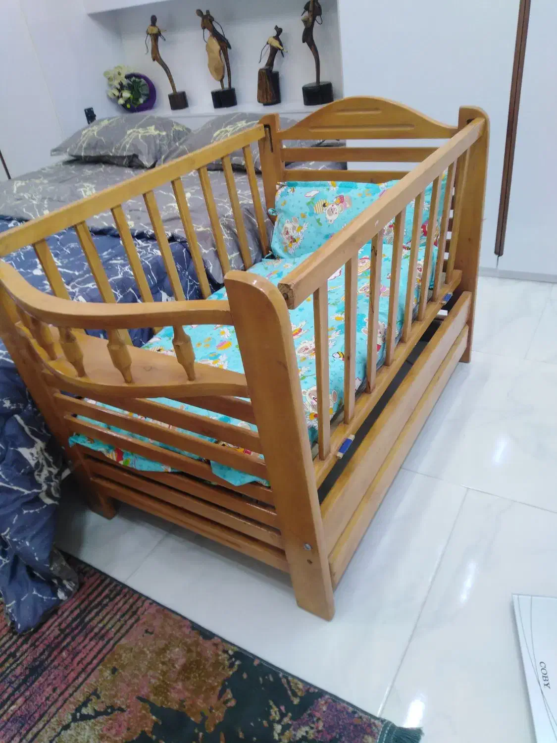 تخت کودک|تخت و صندلی بچه|بیرجند, |دیوار