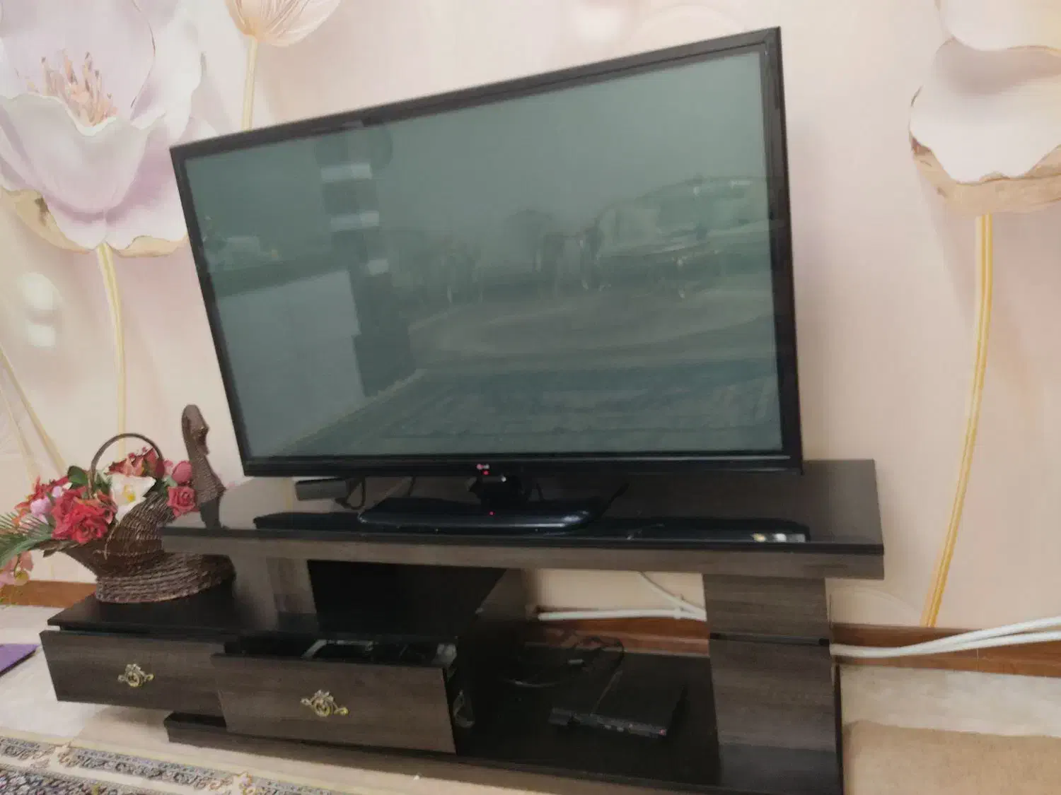 تلویزیون|تلویزیون و پروژکتور|خواف, |دیوار