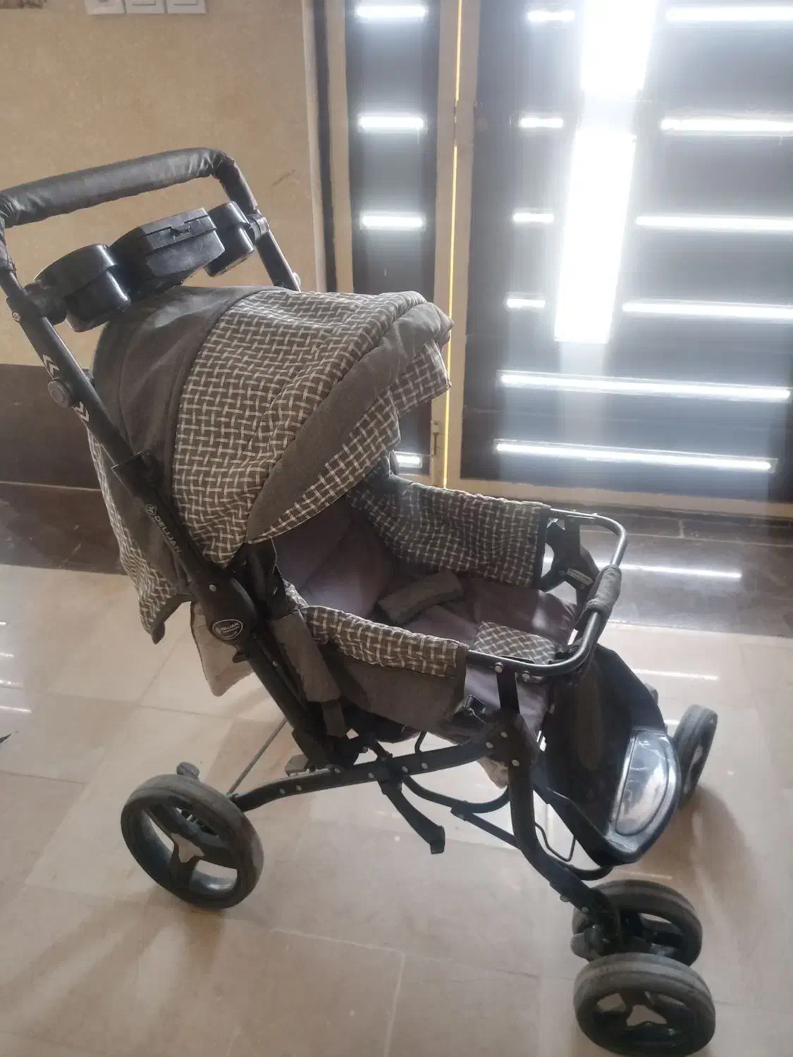 کالسکه نوزاد|کالسکه و لوازم جانبی|قروه, |دیوار