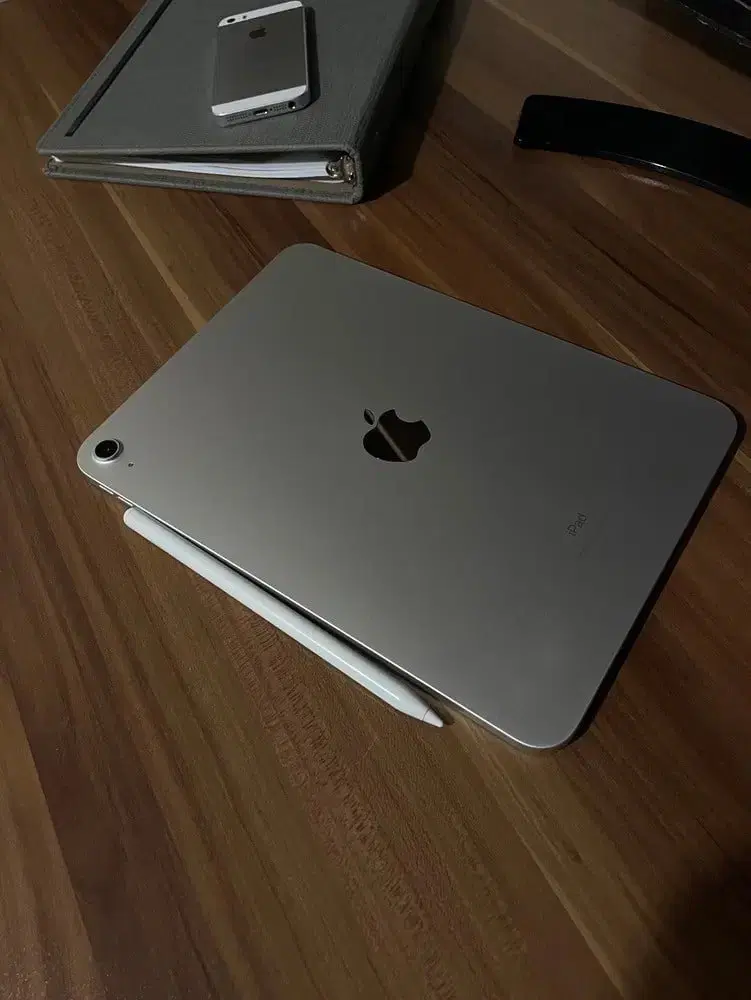 iPad 10Th|تبلت|مشهد, فرهنگ|دیوار