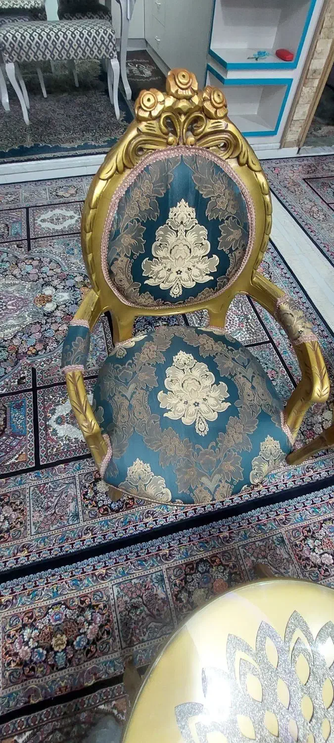 مبل فرحی کوچک ۹ نفره|مبلمان خانگی و میز عسلی|قم, انصارالحسین|دیوار