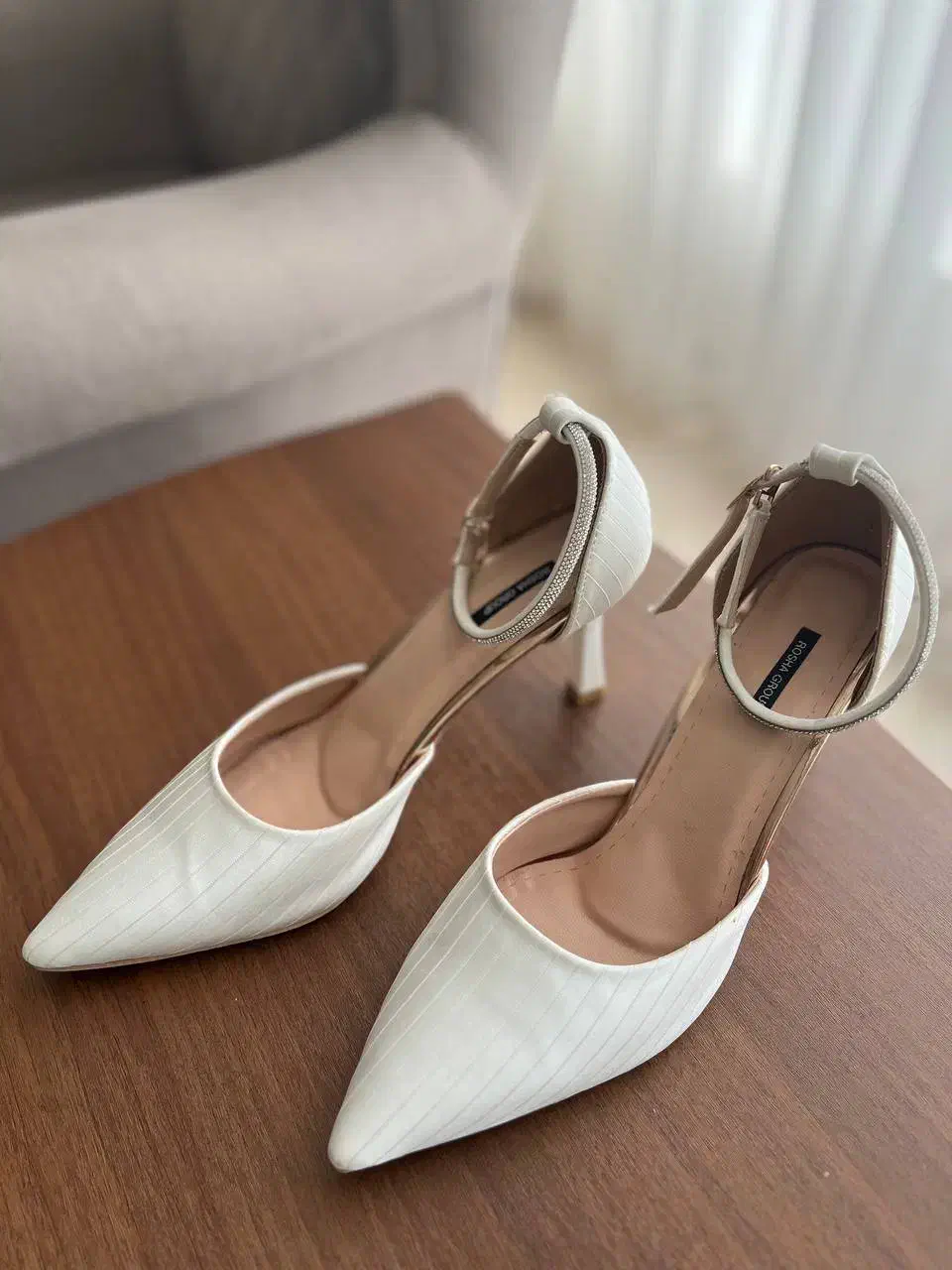 کفش مجلسی|کیف، کفش، کمربند|خرم‌آباد (تنکابن), |دیوار