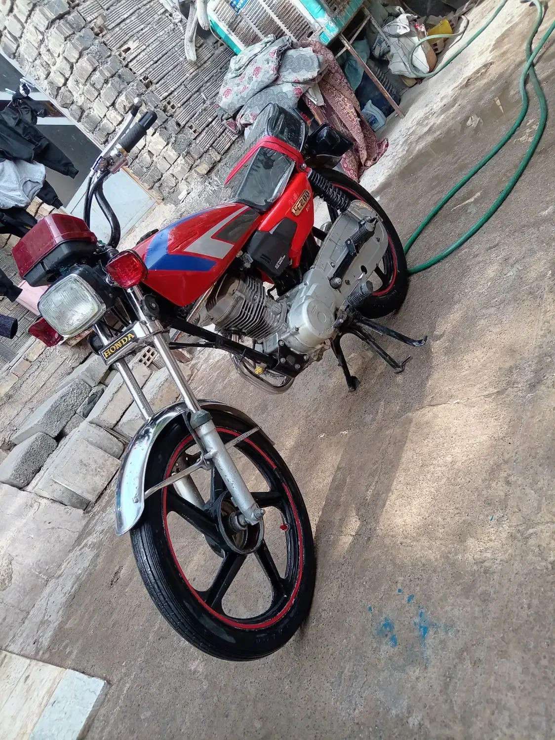 هوندا 125 درحد نو تمیز|موتورسیکلت|نجفآباد, کشاورز|دیوار