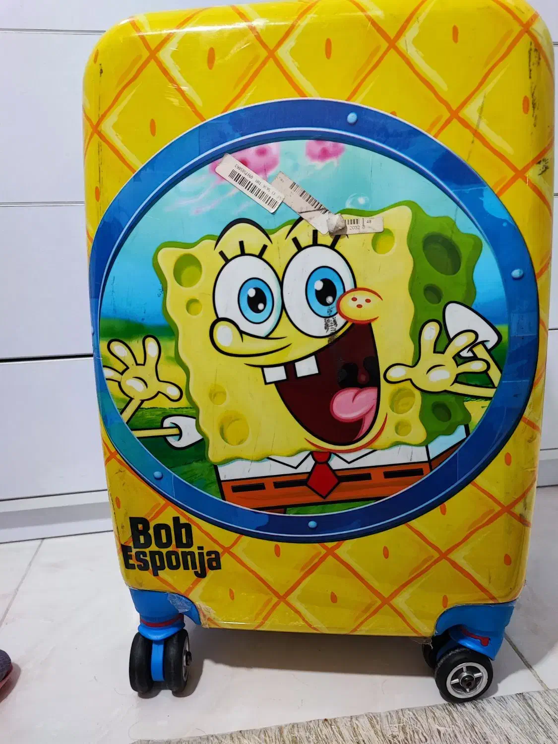 چمدان کودک|اسباب و اثاث بچه|رشت, کوی مهر|دیوار