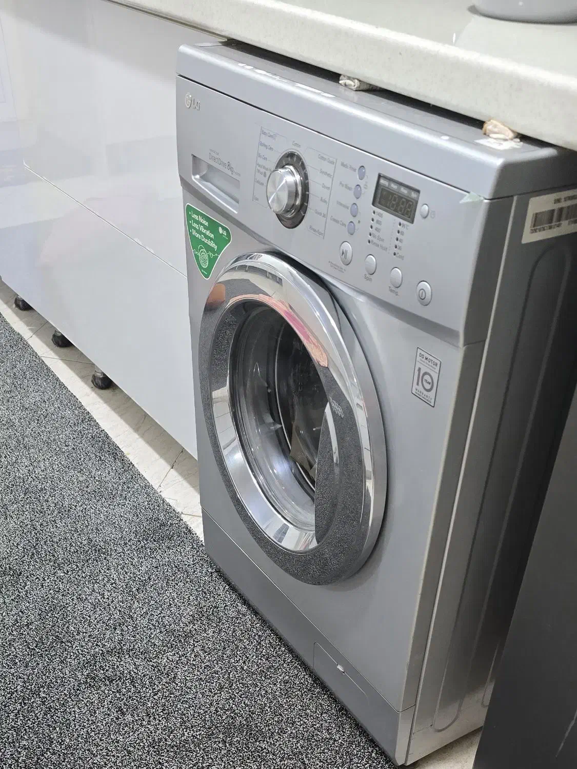 لباسشویی ال جی ۸ کیلویی|ماشین لباسشویی و خشککن لباس|بندرعباس, |دیوار
