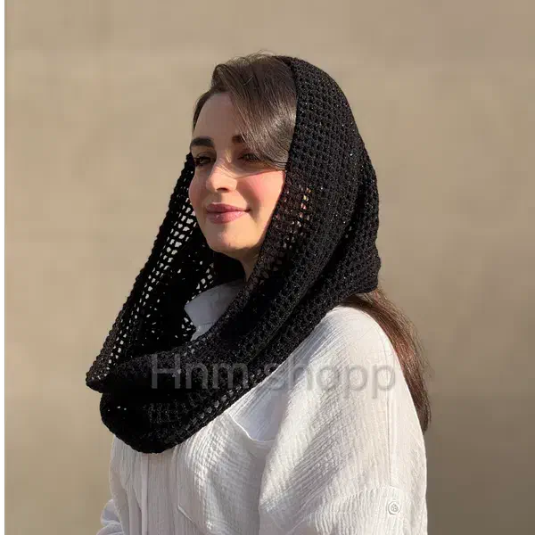 لباس|لباس|تربت‌حیدریه, باغ ملی|دیوار