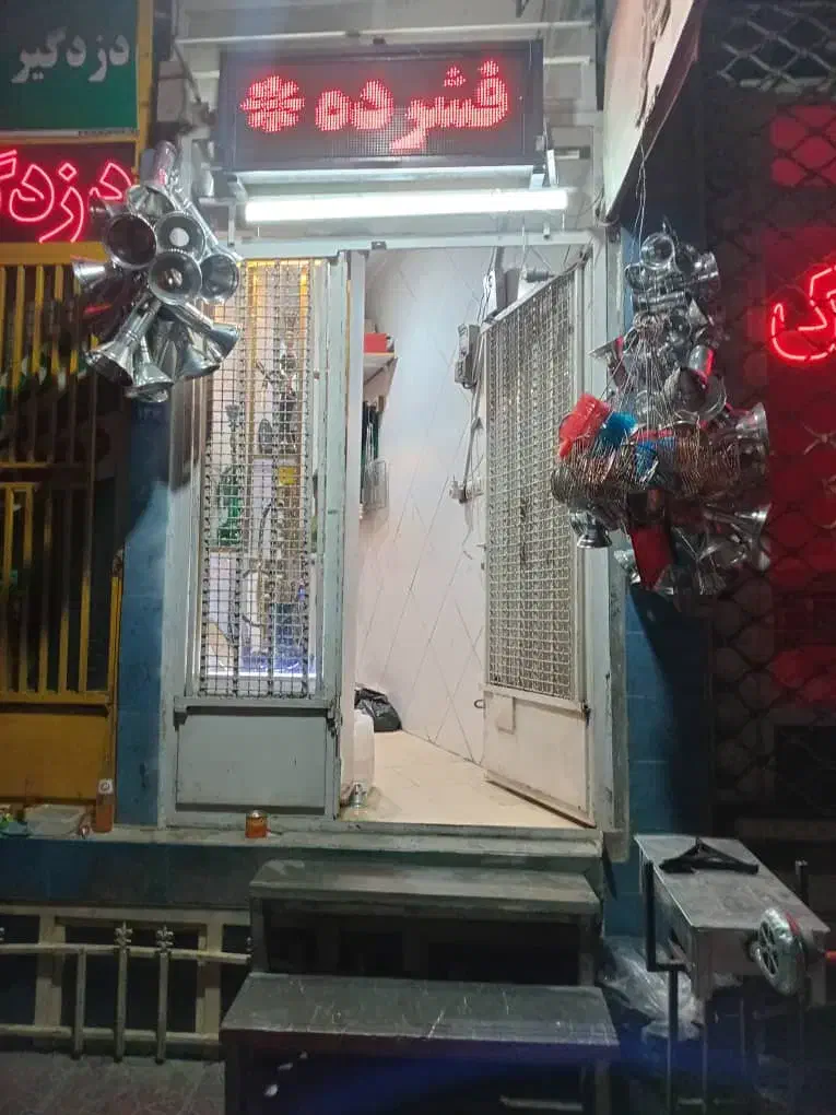 واگذاری مغازه قلیانی دخانیات|اجارهٔ مغازه و غرفه|اصفهان, دستگرده|دیوار