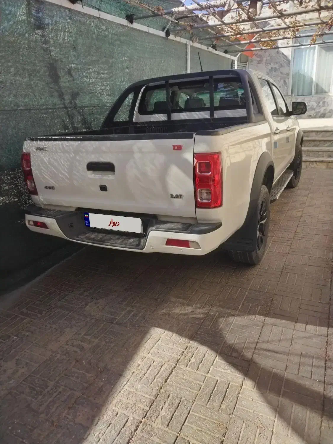 کی ام سی t8|خودرو سواری و وانت|گناباد, |دیوار