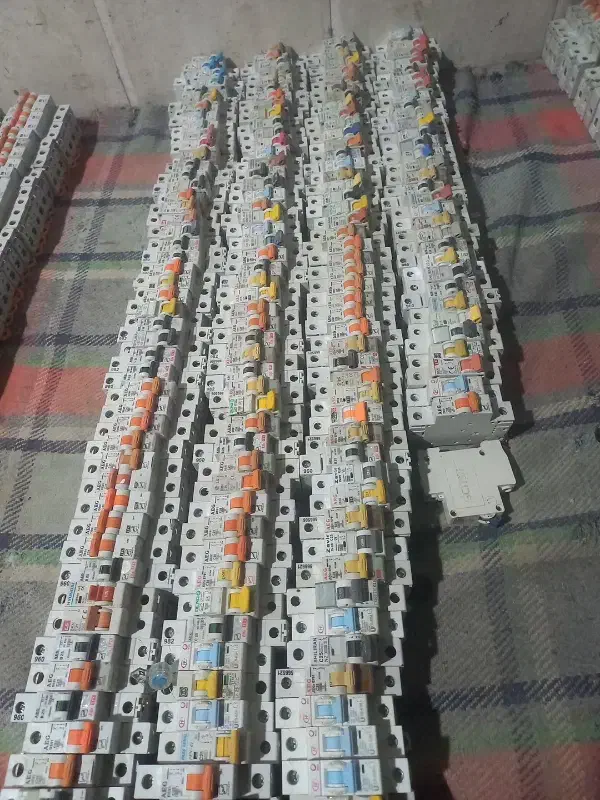 فیوز|مصالح و تجهیزات ساختمان|مشهد, نیزه|دیوار