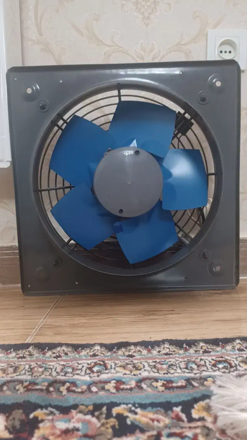 فن تهویه بزرگ|پنکه و تصفیهکنندهٔ هوا|بروجرد, |دیوار