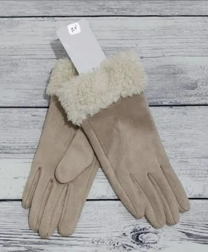 دستکش زنانه برند امریکایی|لباس|قم, چهار امامزاده|دیوار