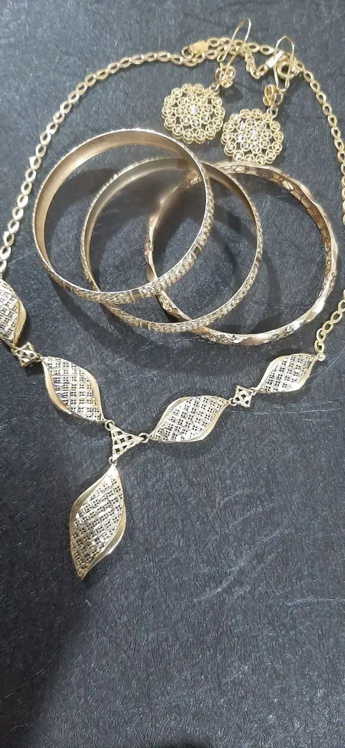 فروش فوری طلا فقط ۴درصد|جواهرات|تربتحیدریه, شهرک ولیعصر|دیوار