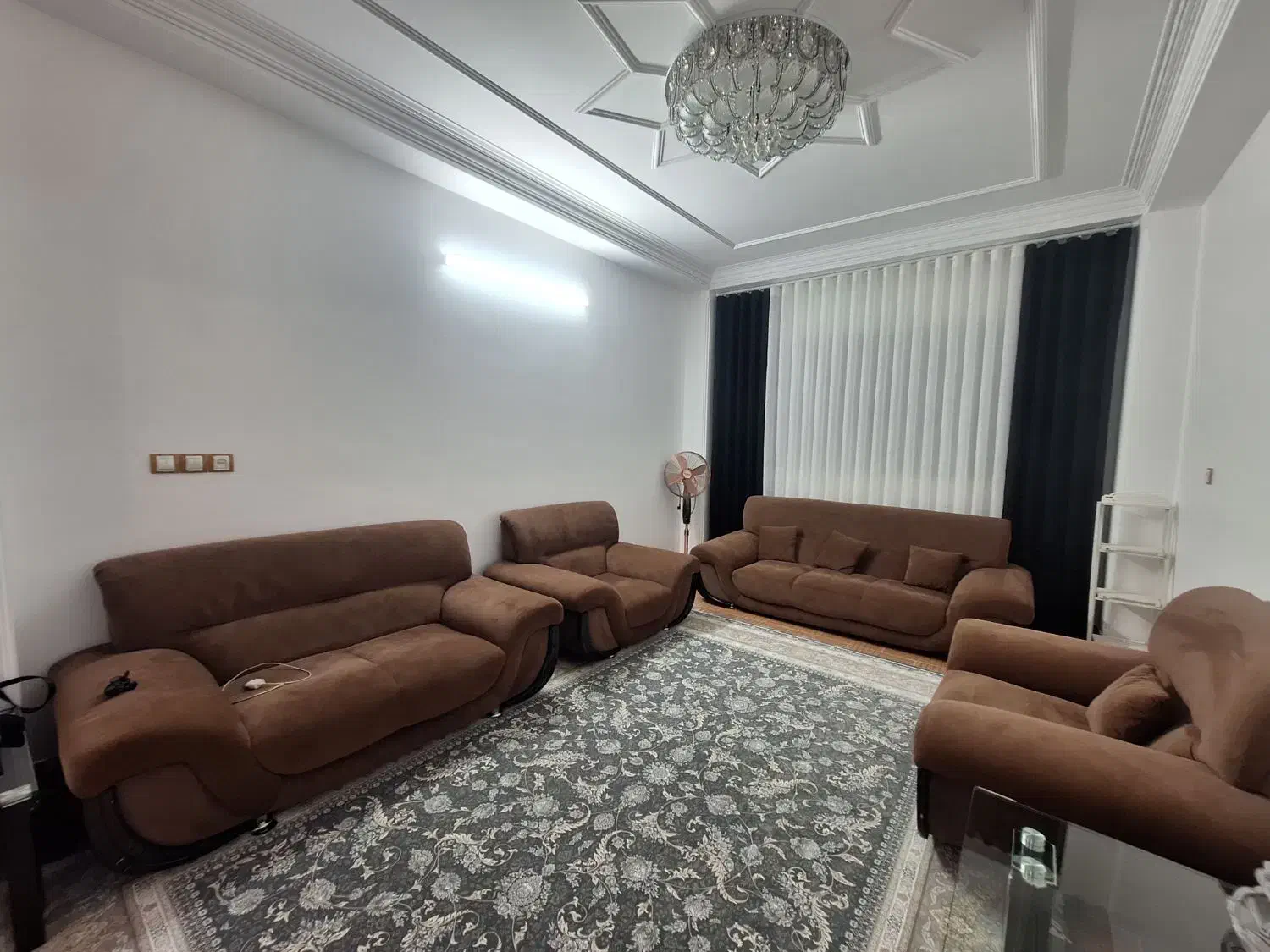 مبل ۷ نفره راحتی + کاناپه جلو تلوزیونی|مبلمان خانگی و میز عسلی|قائم‌شهر, |دیوار