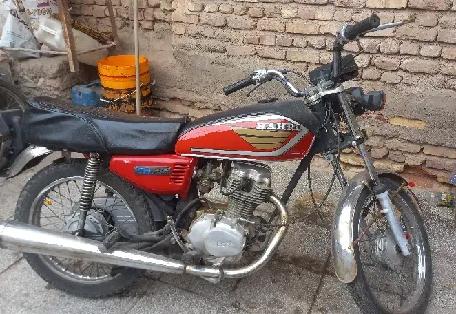 هندا۱۲۵|موتورسیکلت|رفسنجان, |دیوار