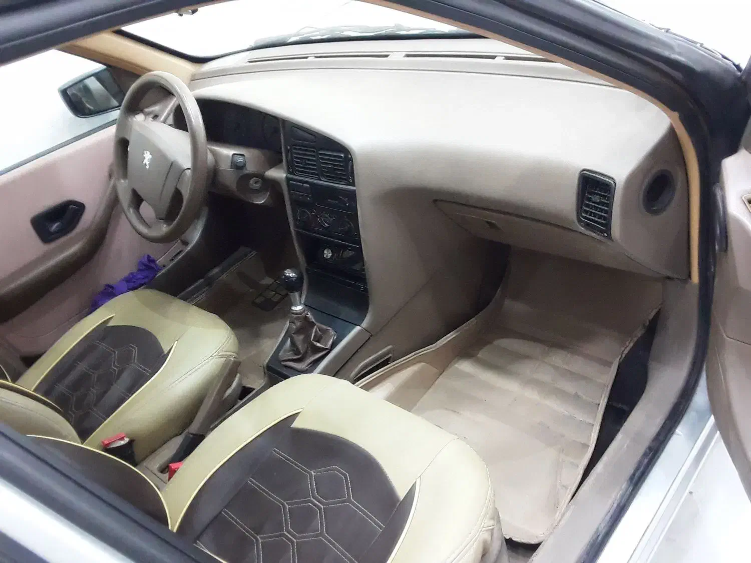 پژو۴۰۵ مدل ۹۱|خودرو سواری و وانت|بروجرد, |دیوار