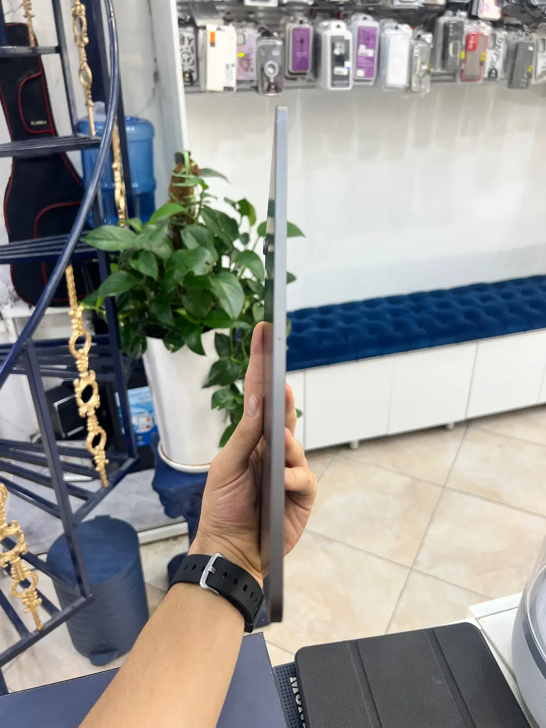 iPad Pro M1 همراه قلم و کیبورد زیر قیمت|تبلت|کرج, گوهردشت|دیوار
