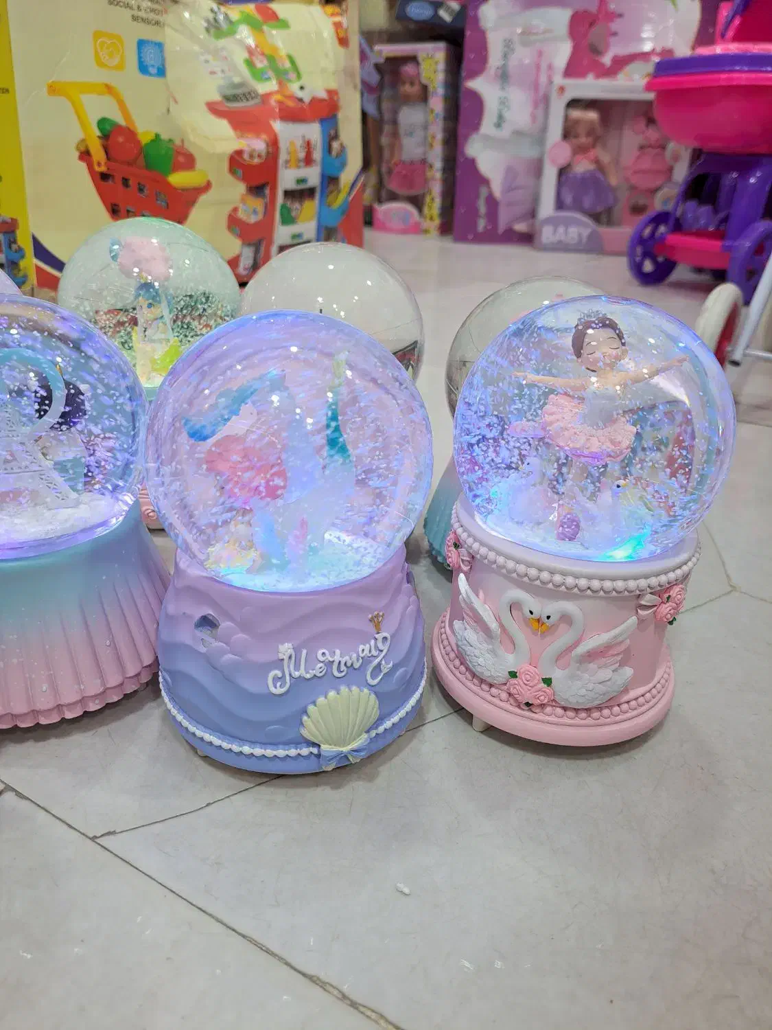 گوی موزیکالی جدید|چراغ خواب و آباژور|زاهدان, |دیوار