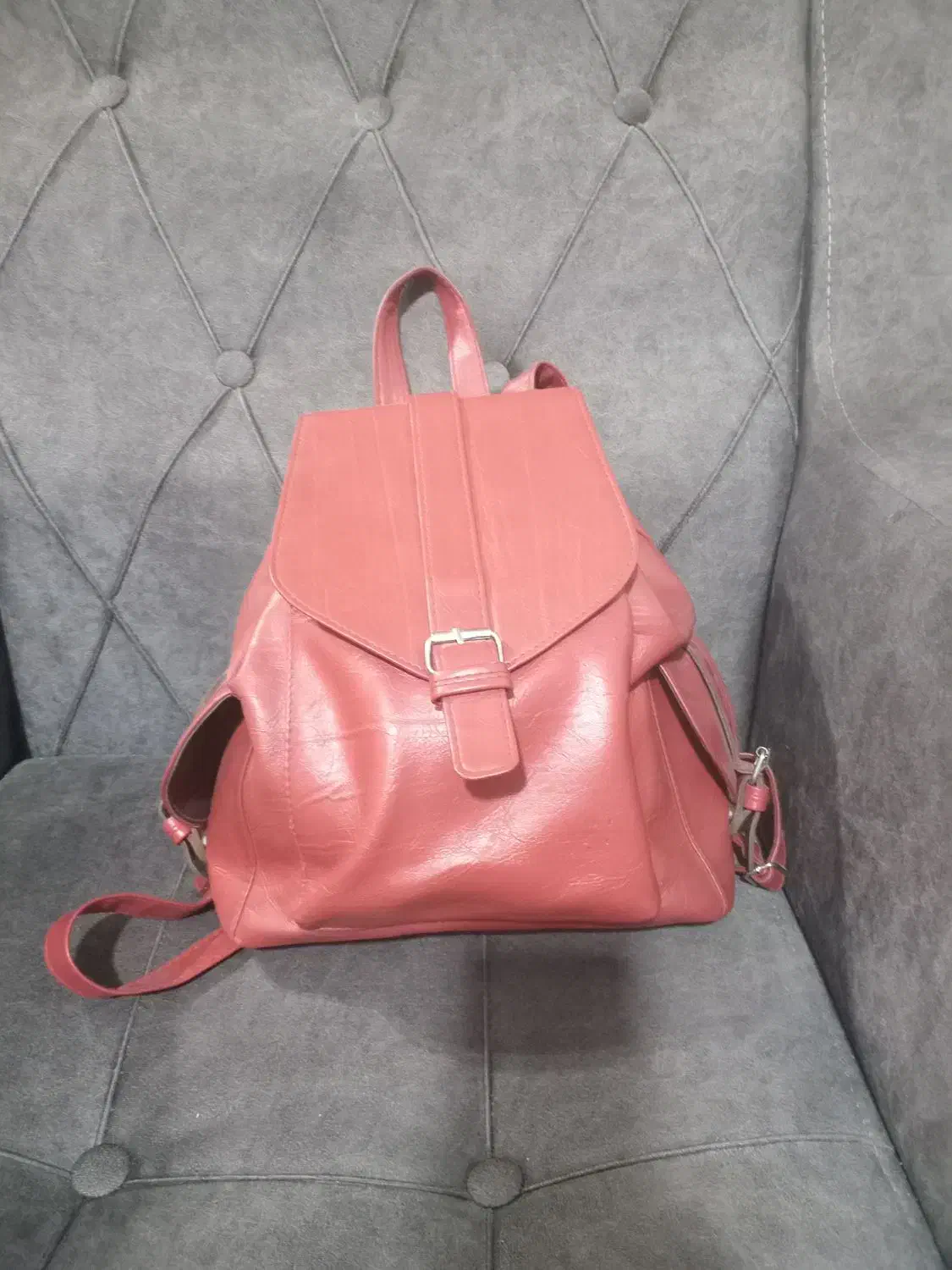 کوله چرم|کیف، کفش، کمربند|قدس, شهر‌قدس|دیوار