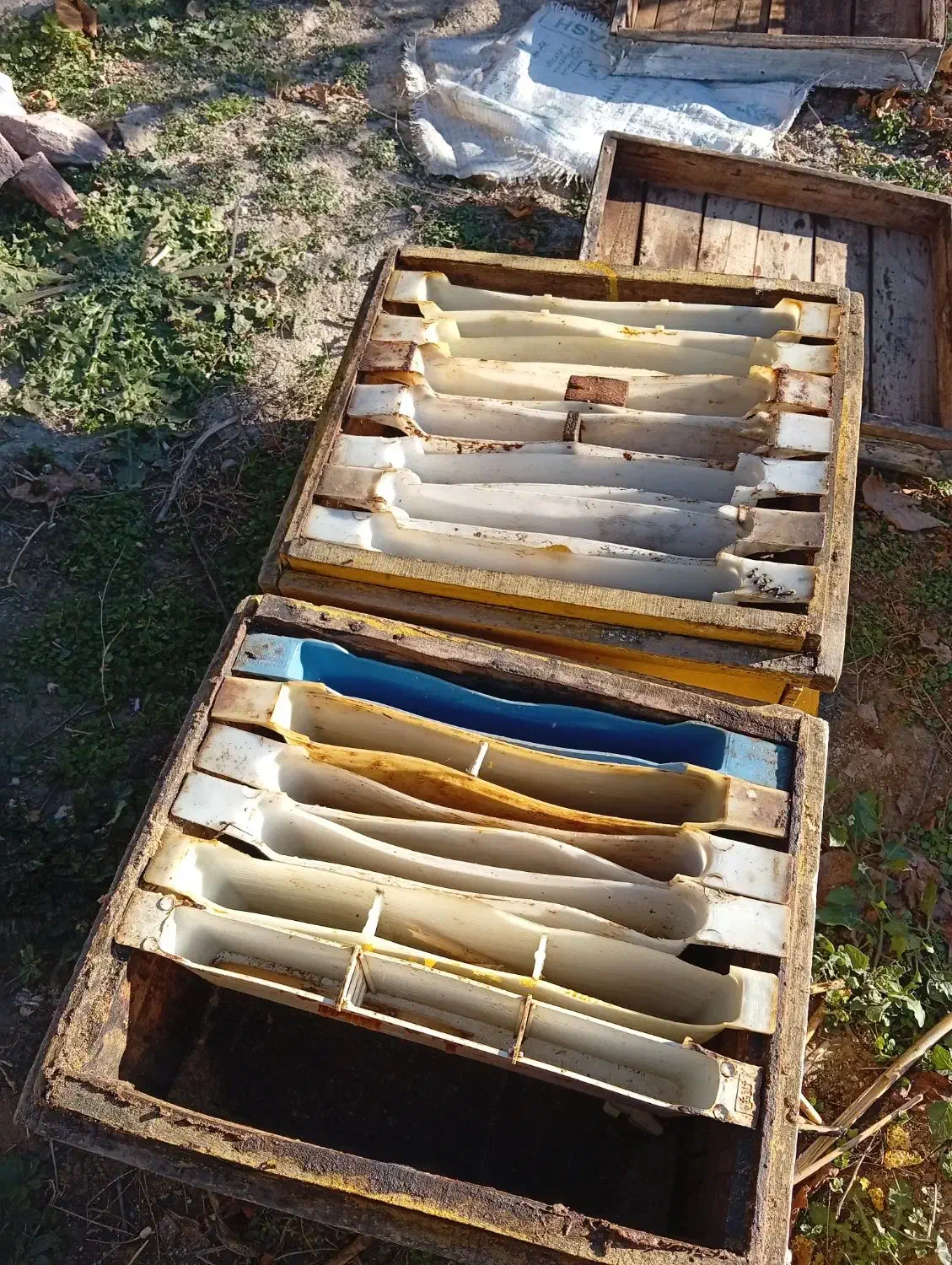 کندو خالی|حیوانات مزرعه|آبش احمد, |دیوار