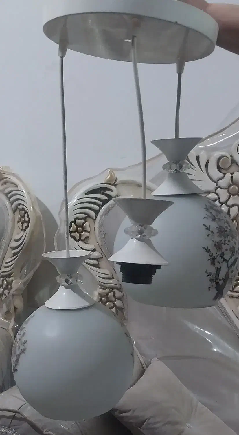 لوستر|لوستر و چراغ آویز|تربت‌حیدریه, منظر|دیوار