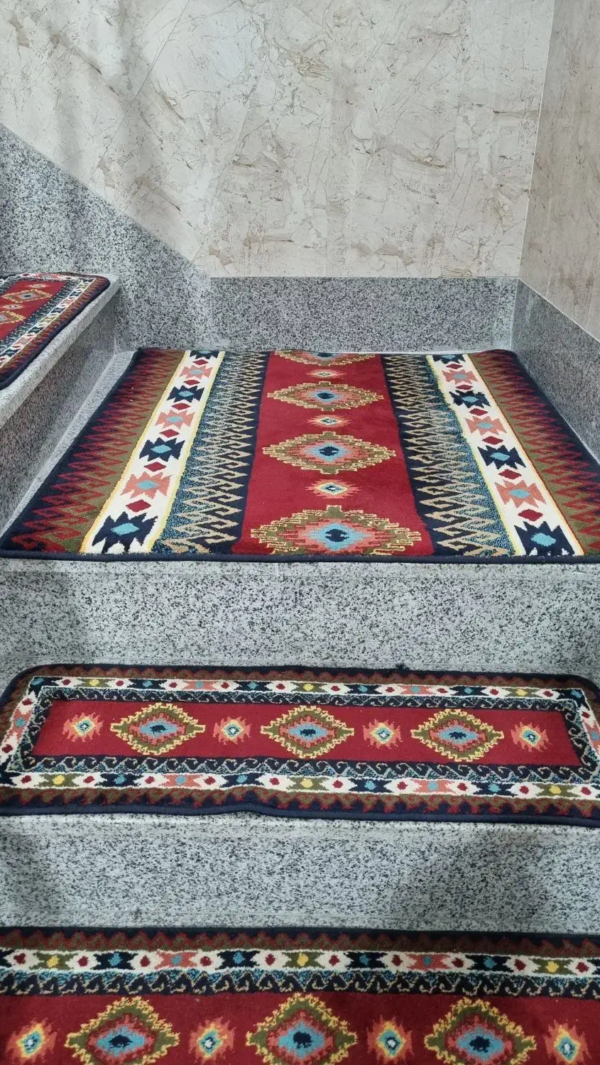 فرش راه پله|فرش|همدان, |دیوار