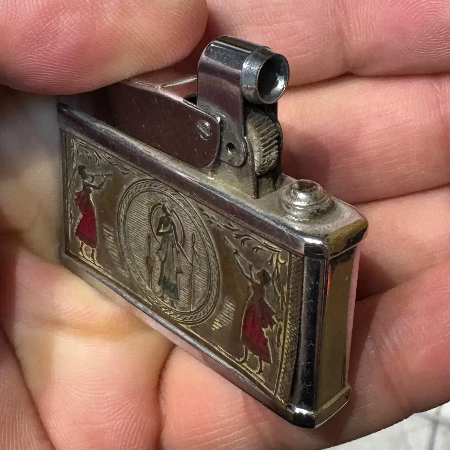 فندک کلکسیونی بنزینی برند YACHIYO1960|کلکسیون اشیاء عتیقه|اصفهان, جلفا|دیوار