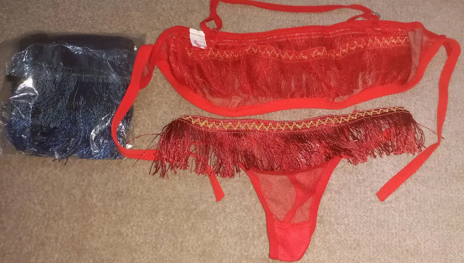 لباس زیر توری ریش ریشی برای لیدی های جذاب|لباس|سمنان, |دیوار