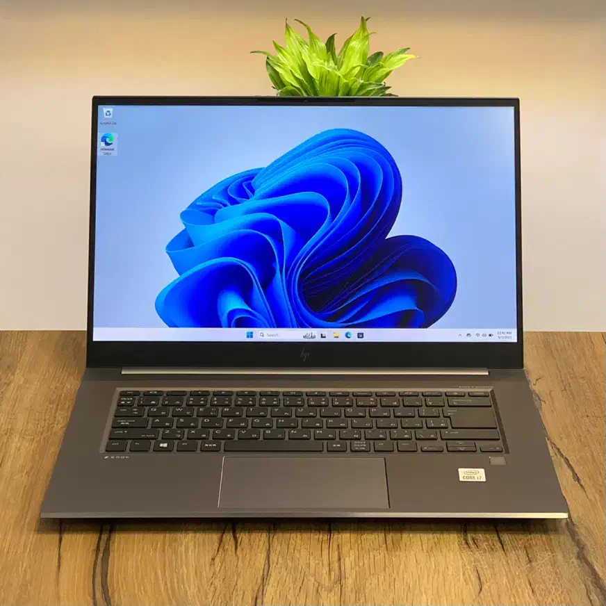 لپ‌تاپHP Zbook Studio G7/مناسب طراحان و تدوینگران|رایانه همراه|مشهد, ارشاد|دیوار