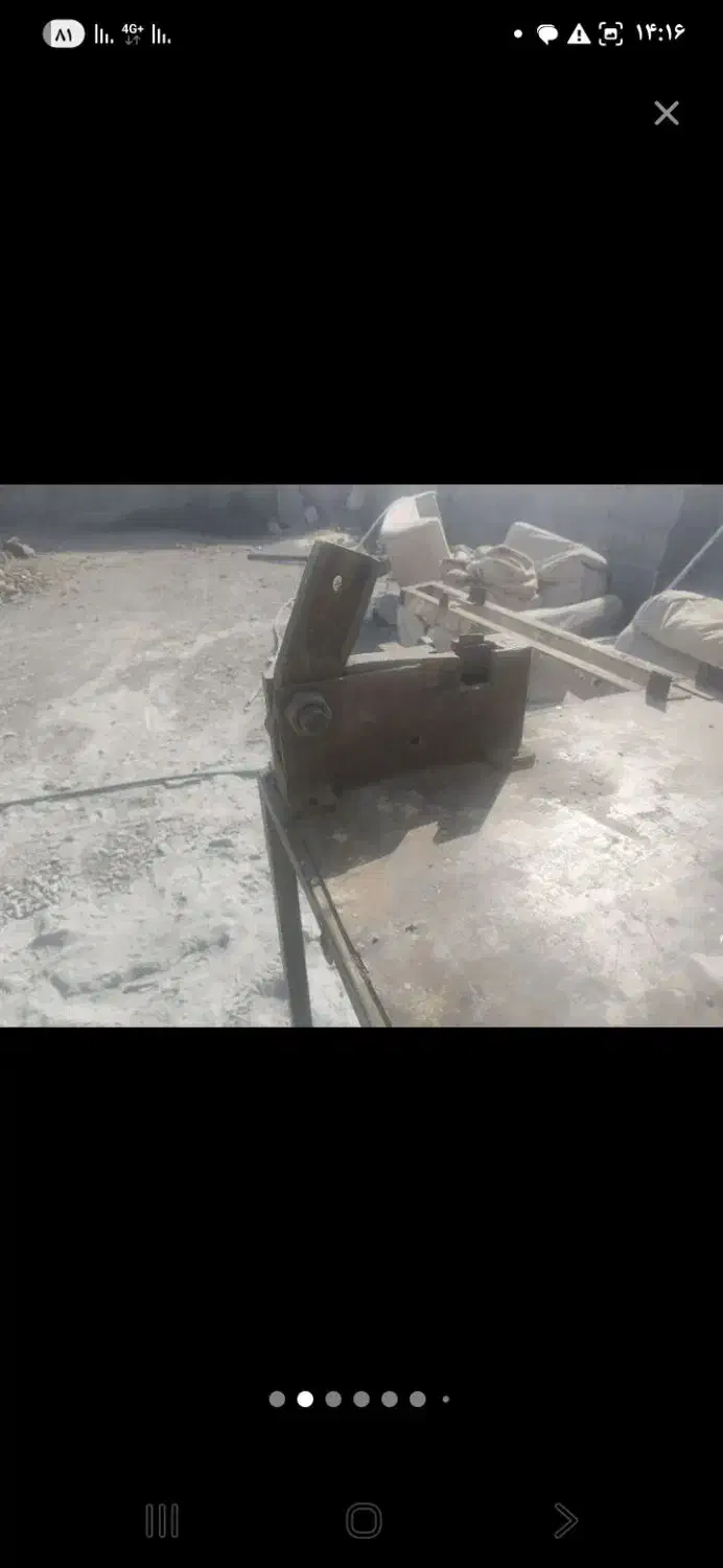 استخدام نیروی بلوک زنی در رودخانه دژ|استخدام معماری، عمران و ساختمانی|رودخانه, |دیوار