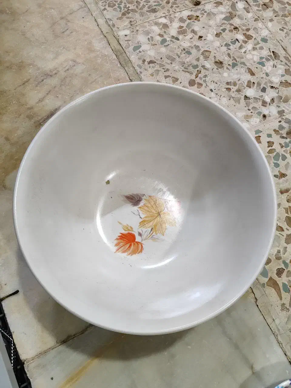 اجناس|ظروف سرو و پذیرایی|میبد, |دیوار