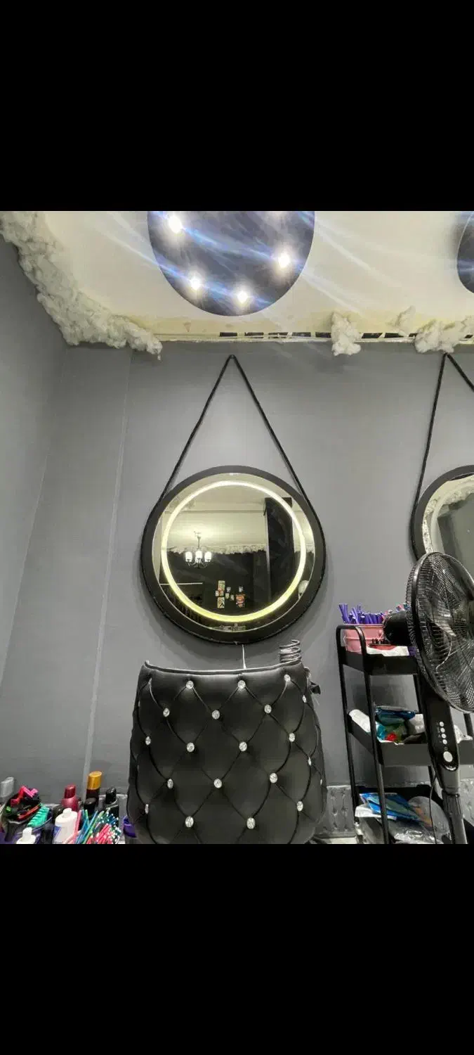 آینه|آینه|قم, زنبیل آباد|دیوار