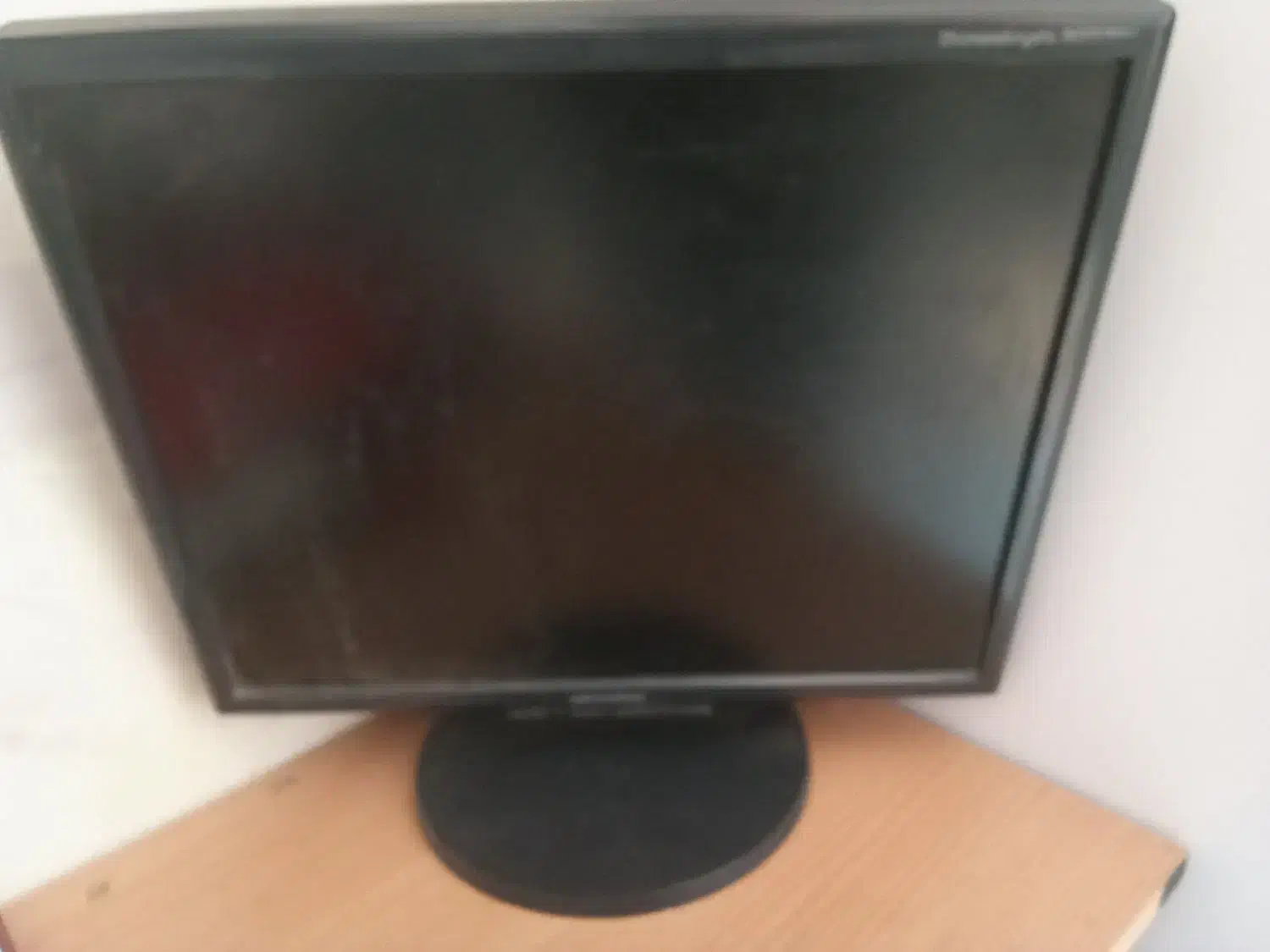 مانیتور|رایانه رومیزی|پاکدشت, پاکدشت (مامازند)|دیوار